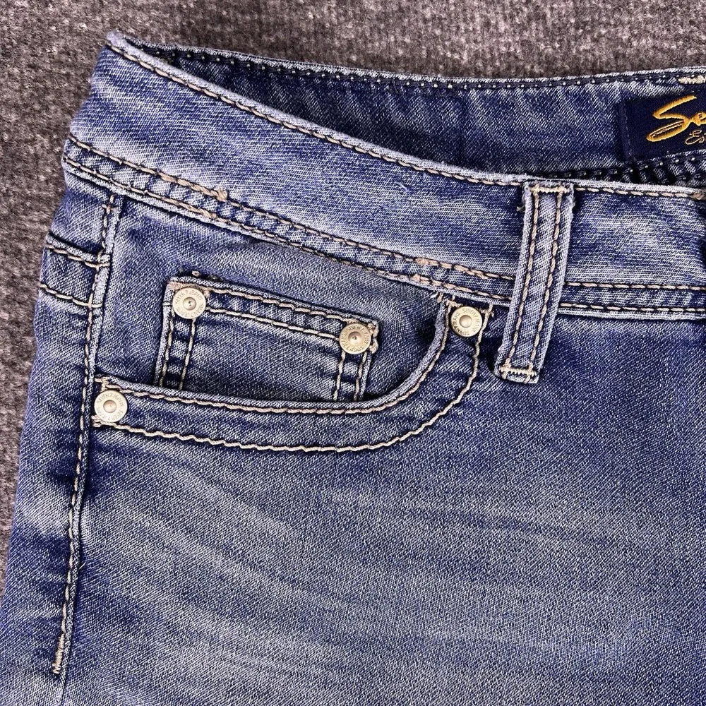 Seven7 denim shorts
